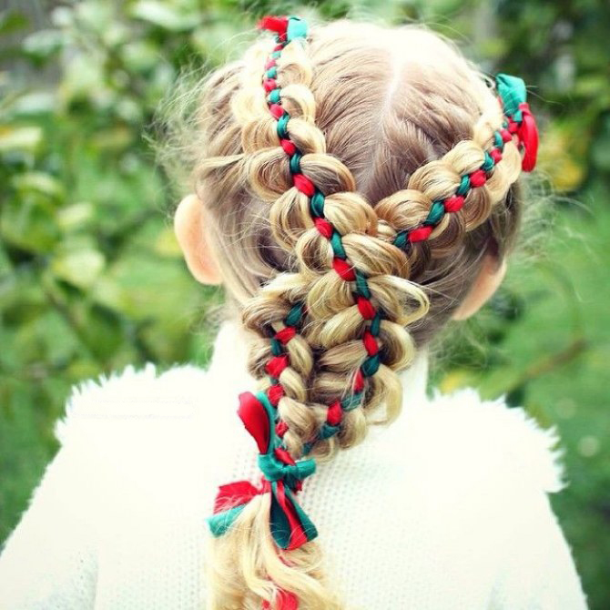 Ideas de peinados originales y divertidos para niñas inspirados en la  navidad – Monet Boutique